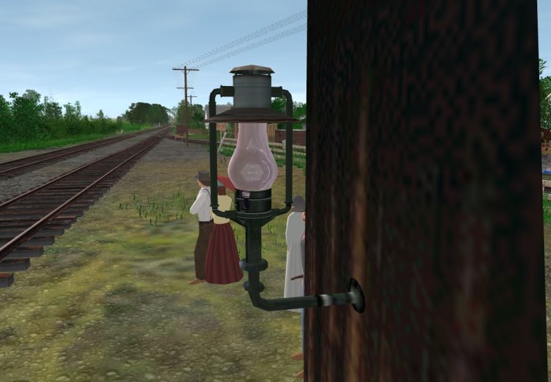 Dietz-Pioneer-Lantern-at-the-Stittville-depot.jpg