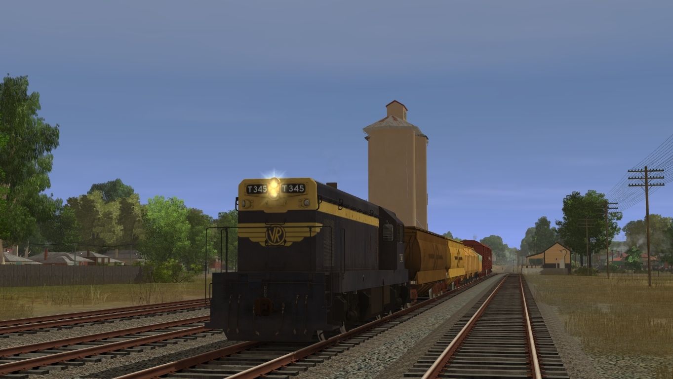 T345-with-Up-goods-at-Rushworth.jpg