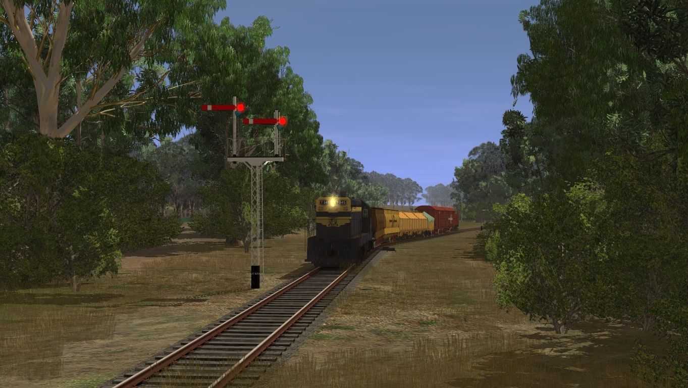 Up-goods-at-Rushworth-Junction.jpg